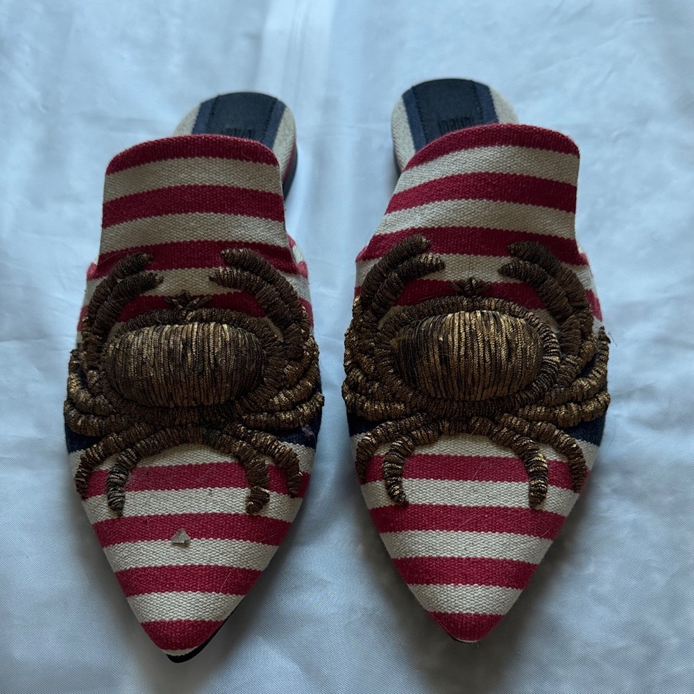 Red and Gold Striped Women's Sanayi 313 Mules with Crab Embroidery